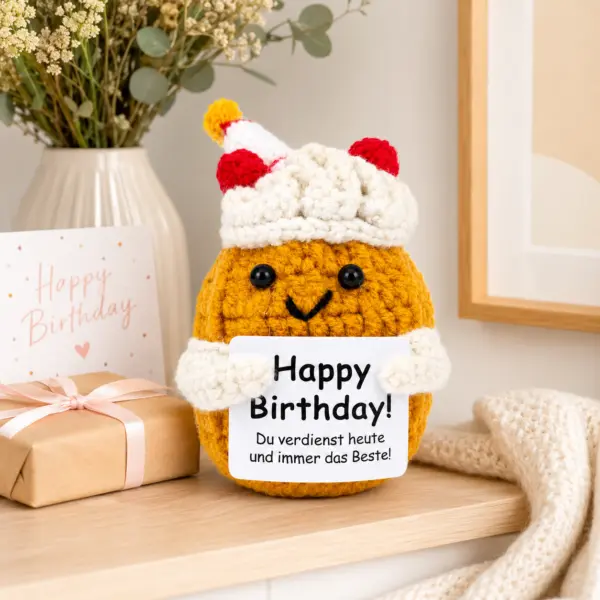 Happy Birthday Kartoffel – süße gehäkelte Geschenkfigur mit Geburtstagsbotschaft Geburtstagsgeschenk Happy Birthday Kartoffel – süße gehäkelte Geschenkfigur mit Geburtstagsbotschaft/ Geburtstagsgeschenk für Freunde, Familie, Kollegen, Kinder