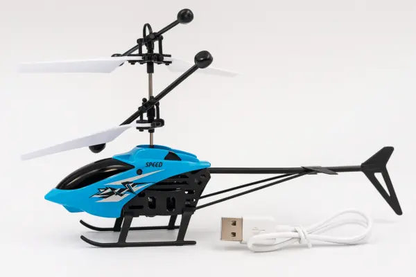 Induktionshubschrauber blau