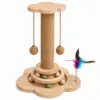 Kratzkatzenbaum Interaktiver Katzenkratzbaum aus Holz, 44 cm – Kratzsäule mit Natur-Sisal, Kugelbahn, 6 Spielbällen, Hängespielzeug und Federwedel