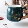 6-teiliges Goldenes Weihnachtslöffel-Set – Kaffeelöffel mit Weihnachtsanhängern aus Edelstahl (13,5 cm)