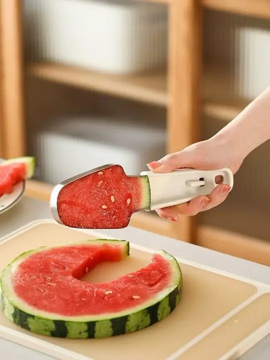 Melonenschneider 3-in-1 – Wassermelonen Schneider & Servierzange für Sommer, Obstsalat, BBQ, Picknick