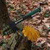 Outdoor Axt mit Schutzhülle – robuste Camping Outdoor Axt mit Schutzhülle – robuste Camping- & Spaltaxt aus gehärtetem Stahl, rutschfester Griff, integrierter Hammer