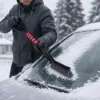 Schneebürte und Eiskratzer Bild 3 2-in-1 Schneebürste mit abnehmbarem Eiskratzer – Auto-Schneebesen mit weichen Borsten und rutschfestem Komfortgriff – für Scheiben und Fentser