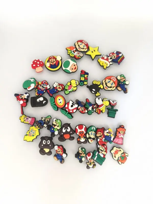 Schudeko 39 Stück Schuhdeko im Super-Mario-Design – bunte Schuh-Charms für Clogs, Sandalen & Kinderschuhe