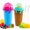 Slushy Becher 500 ml im Eiswaffel-Design – wiederverwendbarer Frozen Squeeze Cup mit Löffel-Strohhalm, Slush Eis Becher für Saft, Cola, Smoothies