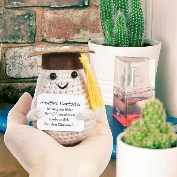Positive Kartoffel mit Abschlussmütze – kleines Motivationsgeschenk für Schüler, Abiturienten & Studenten