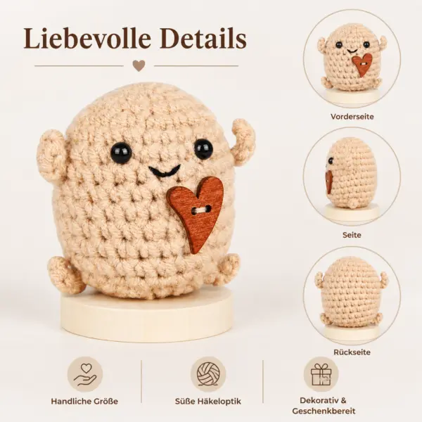 positive Kartoffeln Positive Kartoffel mit Herz – süßes Mini-Geschenk ca. 7,5 cm | Häkel-Figur mit Holzsockel | Mutmacher Geschenk für Kinder, Freunde, Familie