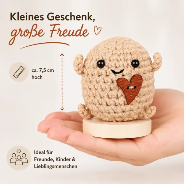 positive Kartoffeln als Geschenk Positive Kartoffel mit Herz – süßes Mini-Geschenk ca. 7,5 cm | Häkel-Figur mit Holzsockel | Mutmacher Geschenk für Kinder, Freunde, Familie