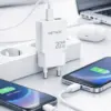schnelles laden DERICO 20W Schnellladegerät – USB-C PD & USB-A QC 3.0 Netzteil mit 2 Anschlüssen, kompakter EU-Stecker für Smartphone, Tablet, Kopfhörer und mehr