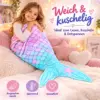 pastellfarbene-meerjungfrauen-decke-hauptbild Meerjungfrauen-Decke für Kinder 160 × 70 cm – weiche Flanell-Kuscheldecke im pastellfarbenen Flossen-Design