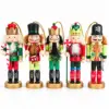 Weihnachts Holzfiguren 5er Set – 13 cm Nussknacker Deko zum Aufstellen & Aufhängen